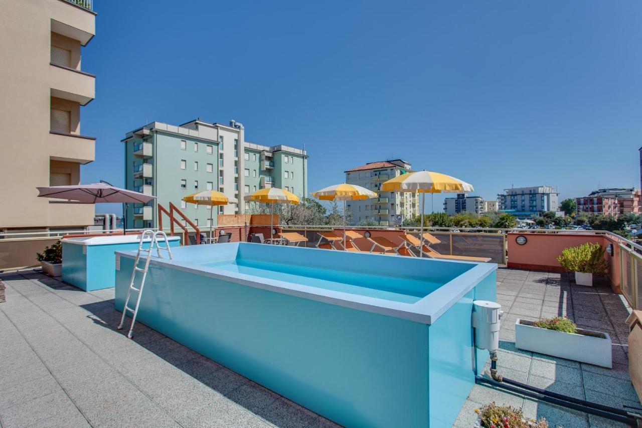 Hotel Joli Чезенатіко Екстер'єр фото